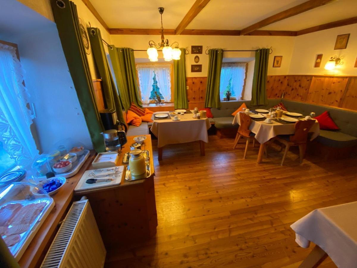 Haus Fiegl Hotell Oetz Eksteriør bilde