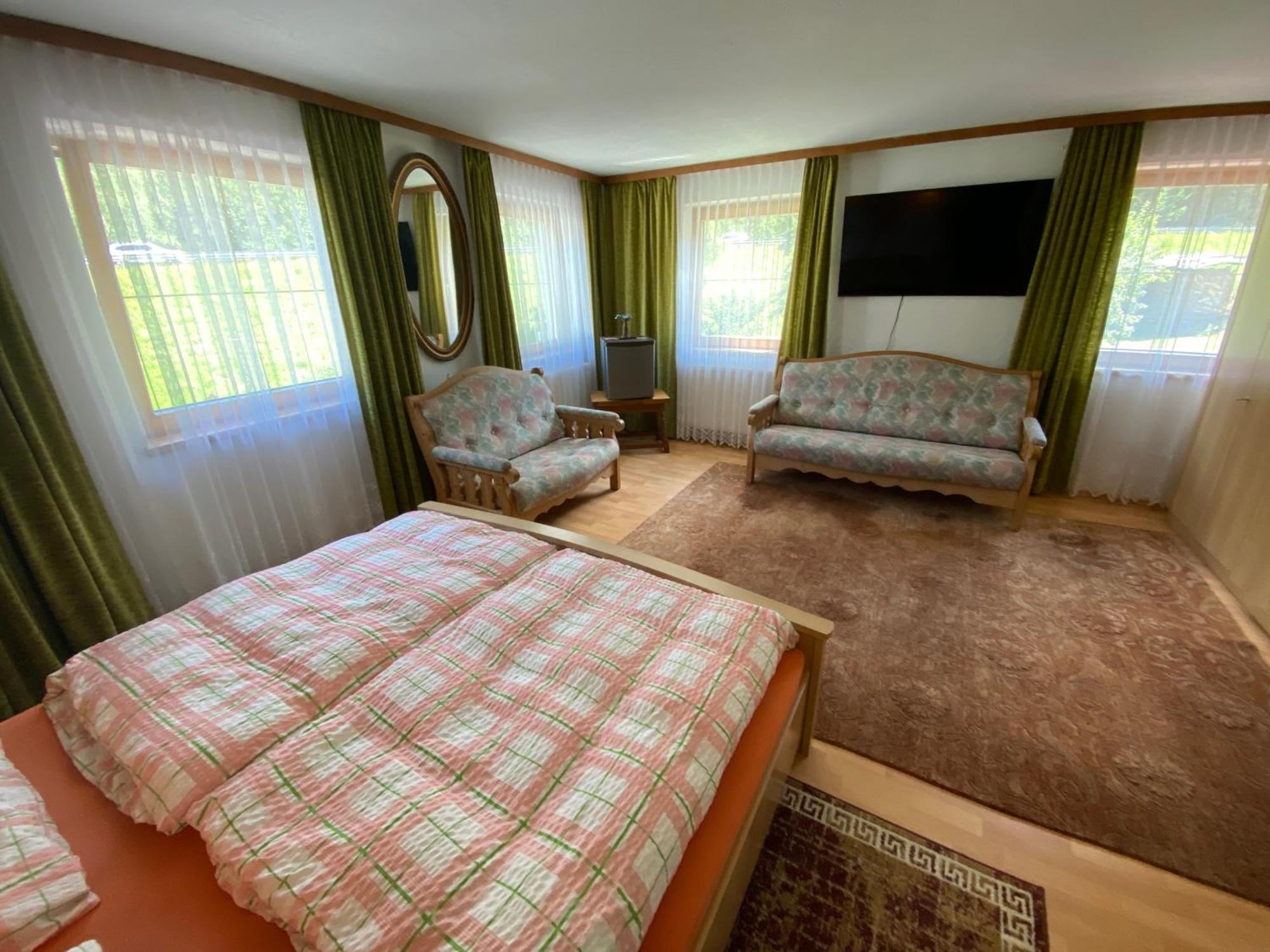 Haus Fiegl Hotell Oetz Rom bilde