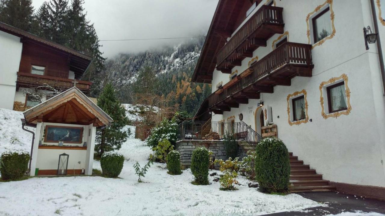 Haus Fiegl Hotell Oetz Eksteriør bilde