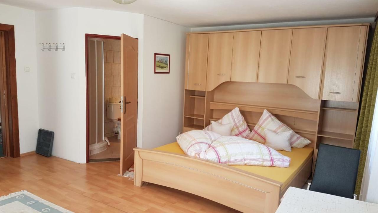 Haus Fiegl Hotell Oetz Rom bilde